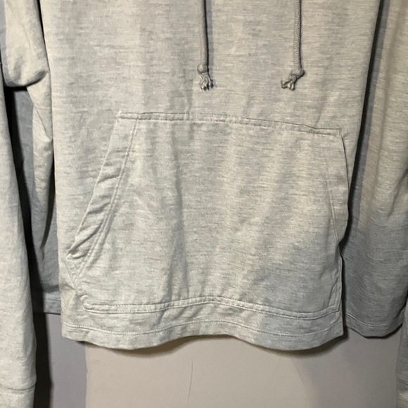 Nike Dri-FIT Light Gray women’s long sleeve hooded shirt Sz XL - Picture 4 of 6